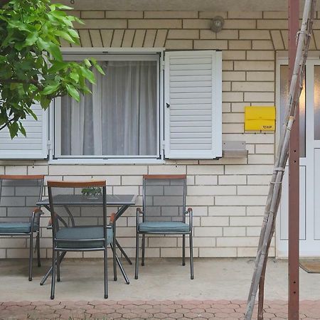 Studio Apartman Mia Stobreč Екстериор снимка