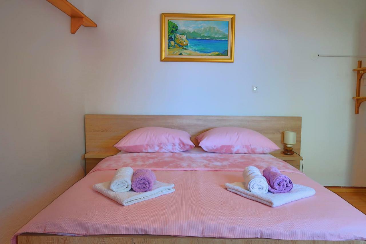 Studio Apartman Mia Stobreč Екстериор снимка