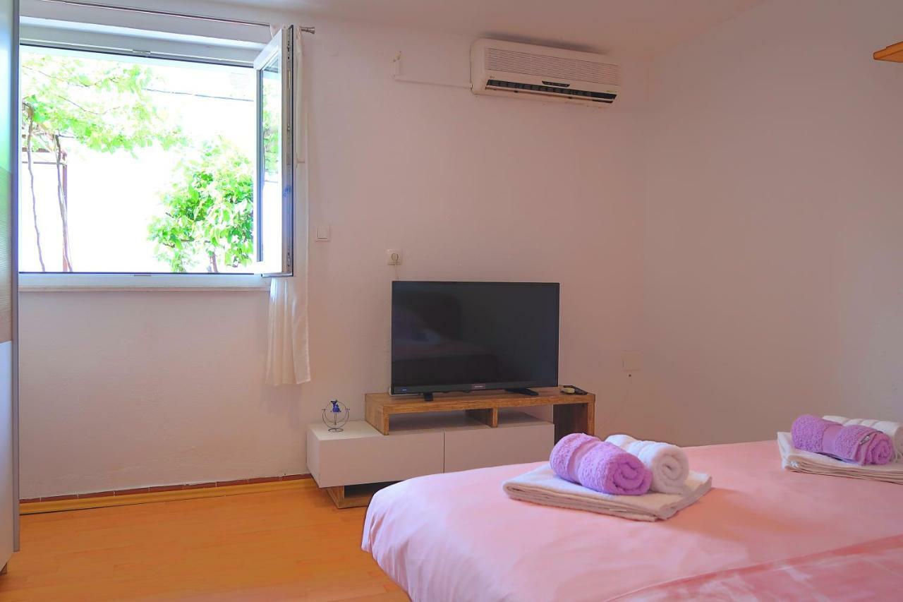 Studio Apartman Mia Stobreč Екстериор снимка